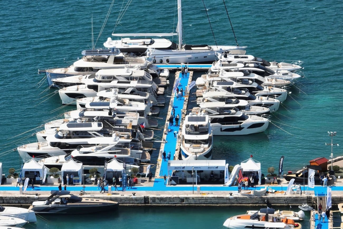 FOTO Uskoro hrvatska premijera luksuzne jahte Absolute 70 Fly