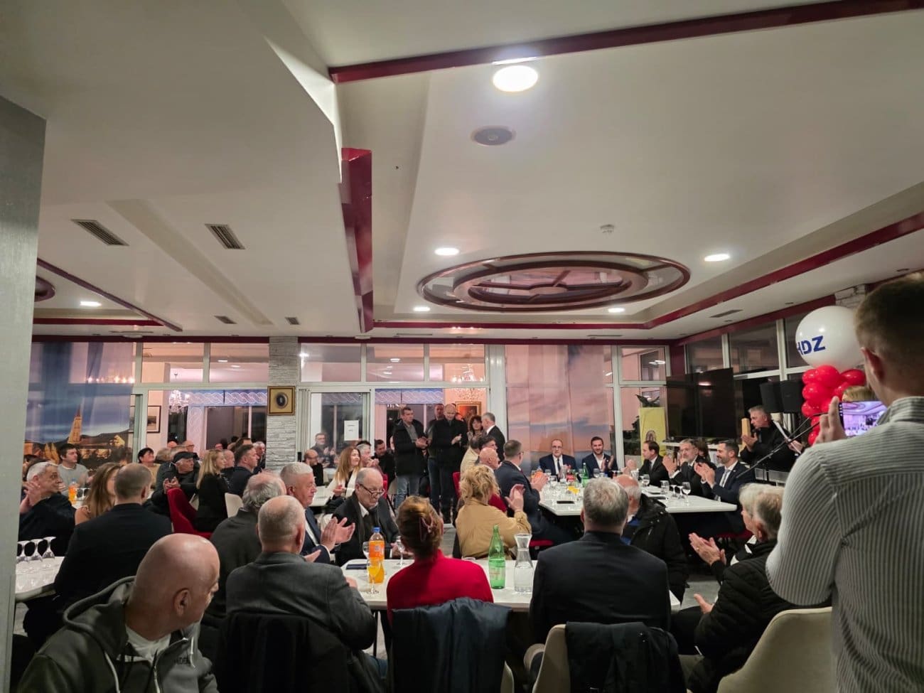 HDZ proslavio 36. obljetnicu uz podršku stranačkog vrha: Stigao Ćorić, Boban, Glavina....