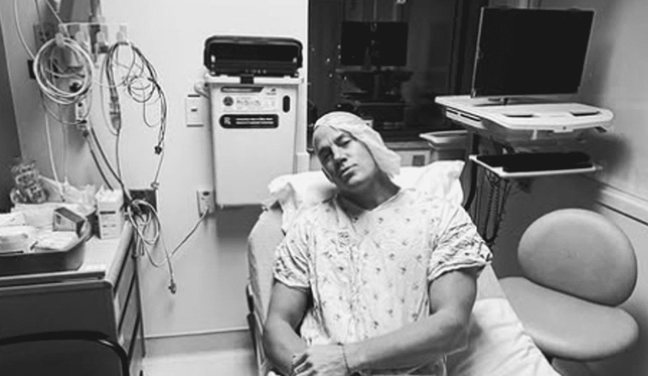 Slavni glumac završio u bolnici, zabrinuo fanove objavom