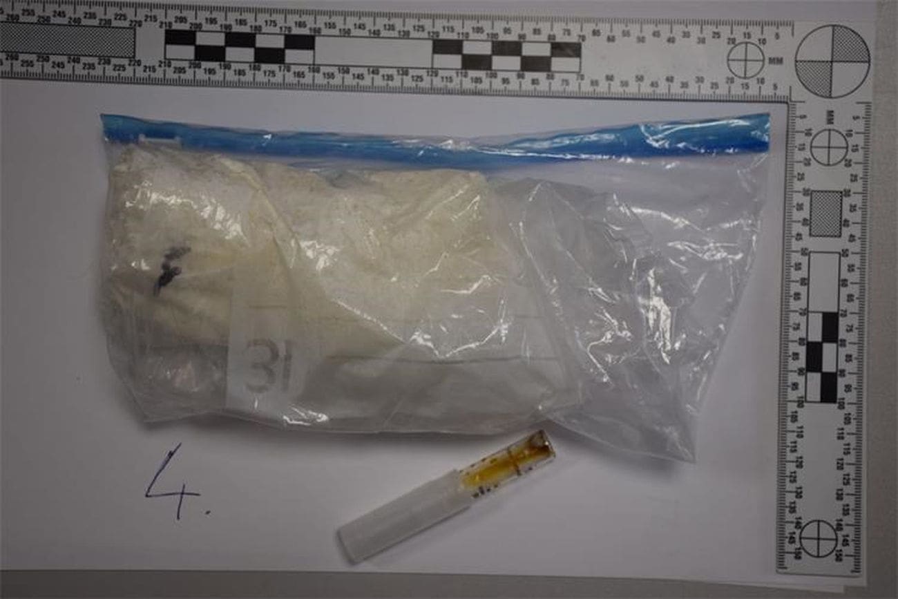 Policija u vozilu u kojem se prevozila dubrovačka obitelj pronašla 2,3 kg amfetamina