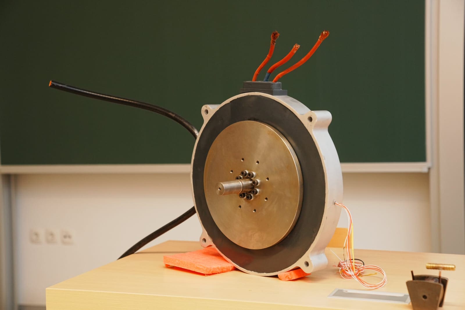 elektromotor projekt djula cvitkovic nn pmf fesb 1