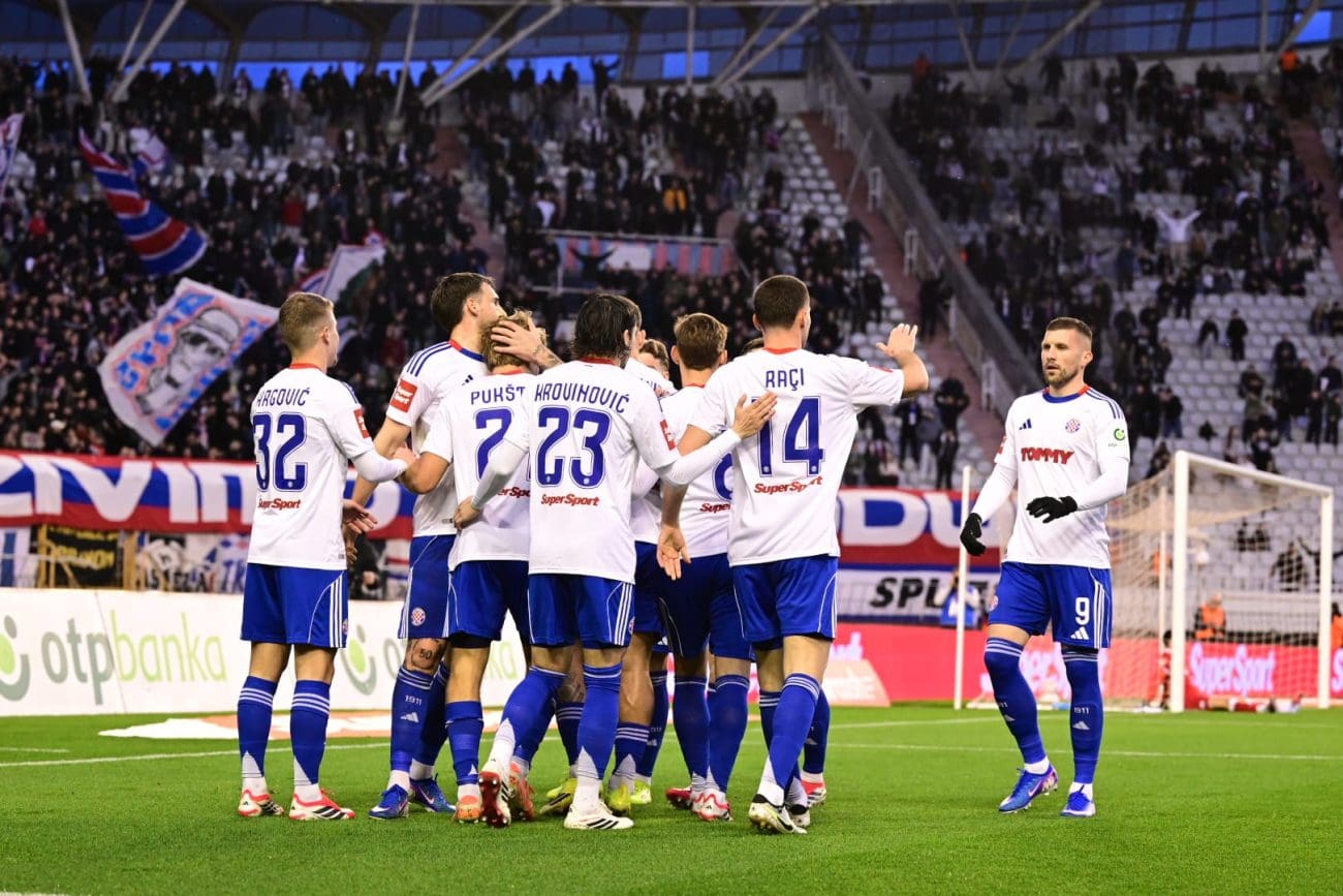 [IZVJEŠTAJ S POLUVREMENA] HAJDUK – SLAVEN BELUPO 2-0: Pukštas i Brajković zabili za miran odlazak na poluvrijeme