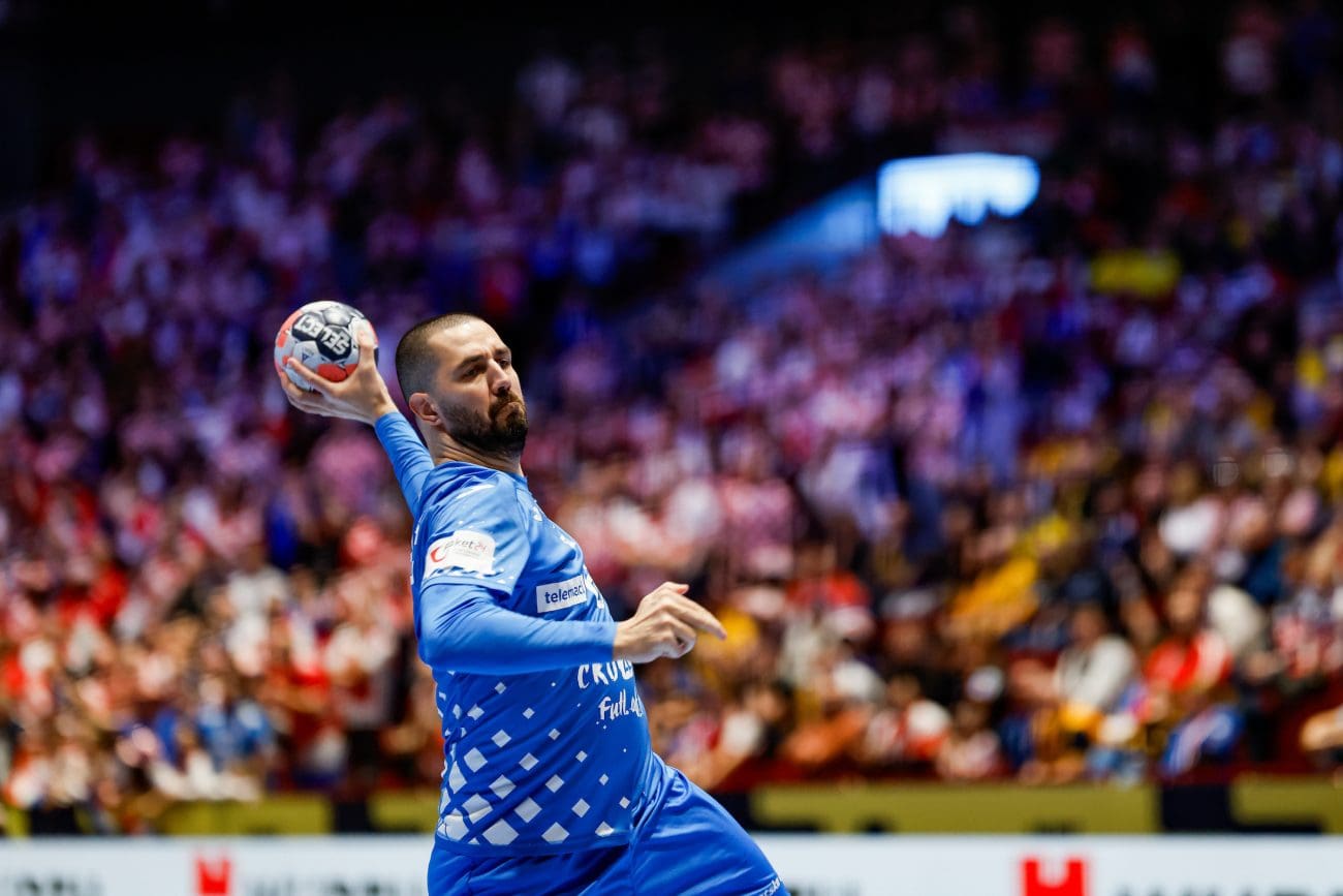 Hrvatski rukometaši na poluvrijeme s tri gola prednosti