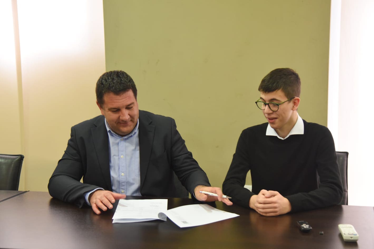 Grad Kaštela podijelio stipendije učenicima i studentima. Ivanović: "Vi ste svijetla budućnost našeg grada"