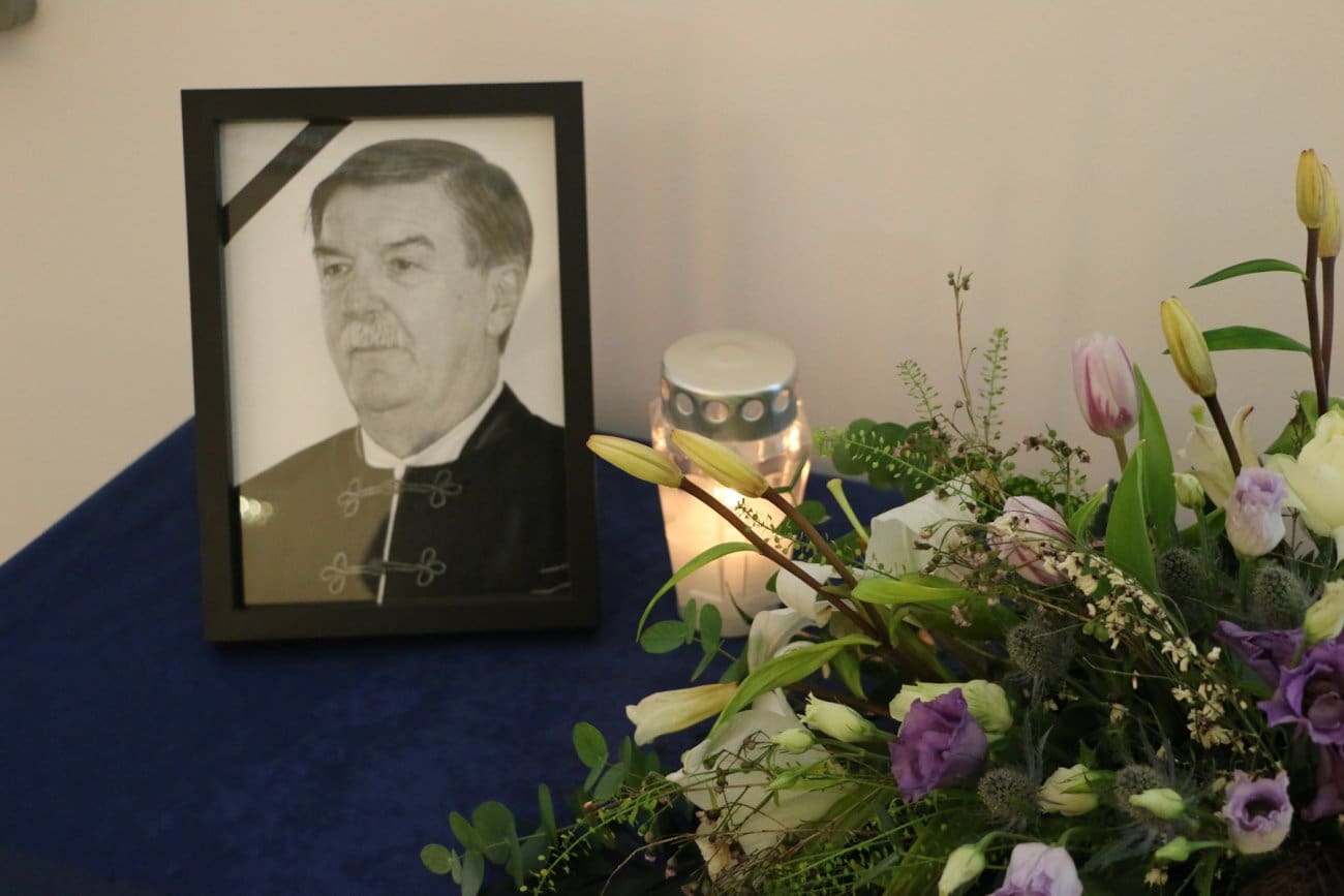 Tuga na splitskom Sveučilištu, oproštaj od prof. Perice Cetinića: "Hvala za viziju, energiju, povjerenje u mlade ljude, za poštenje i ljudskost"