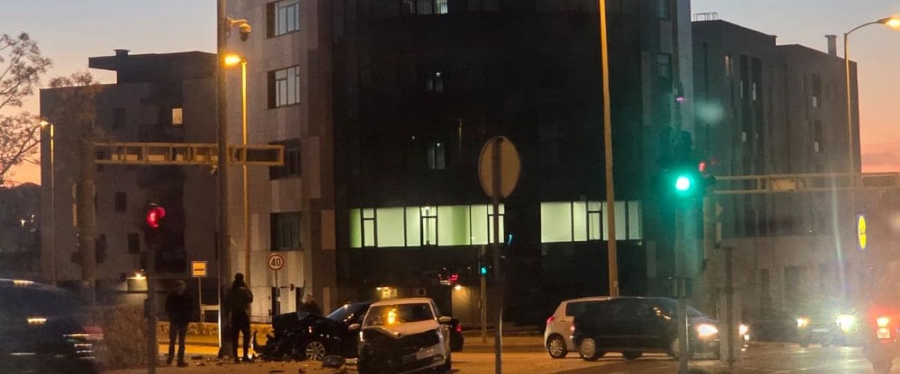 Krš kod Lovrinca: Sudarila se dva auta