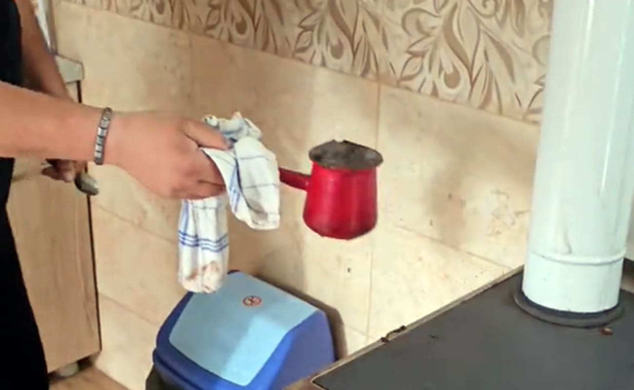 Ako uživate u jutarnjoj kavi, ovaj video nije za vas: "Kad mu je sahrana, zna li se?"