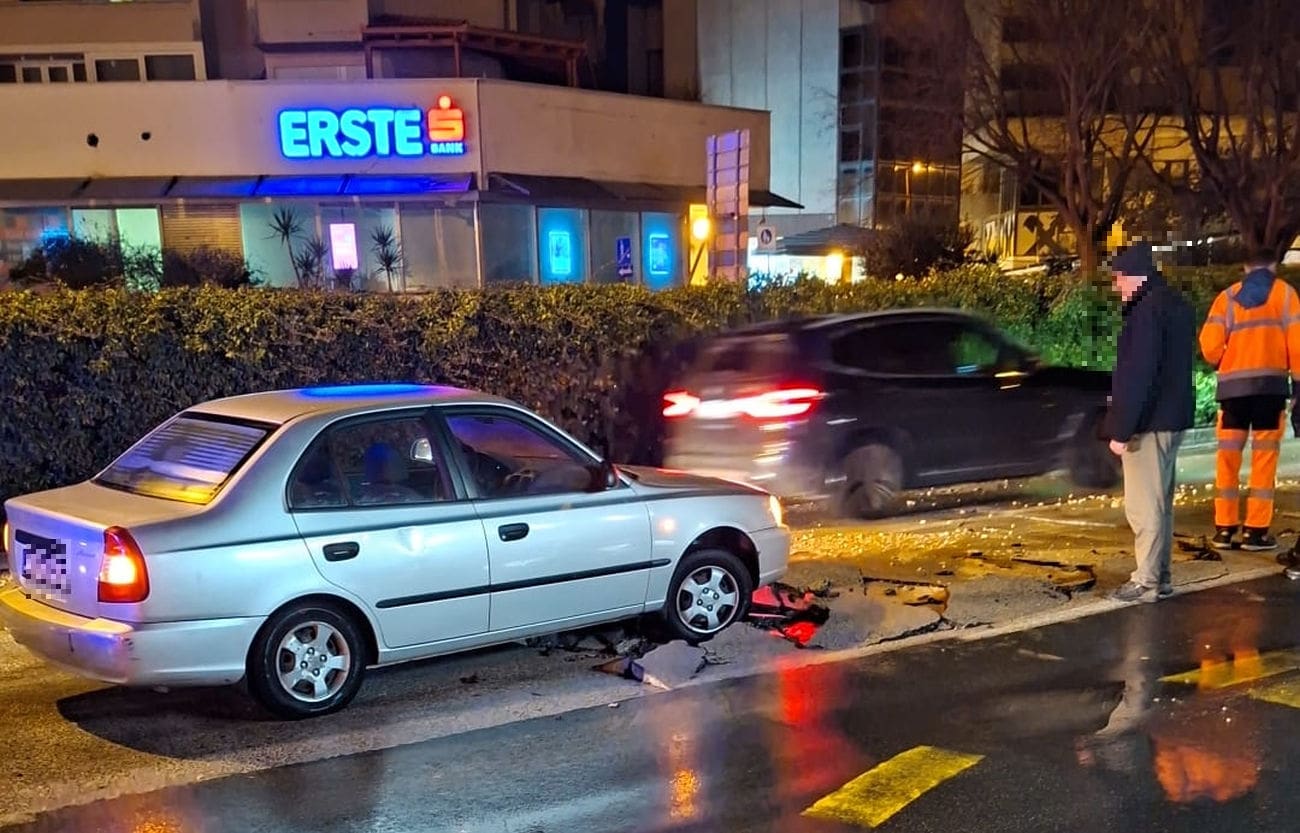 Poljička pod vodom. Pukla vodovodna cijev, pogledajte kako sve izgleda