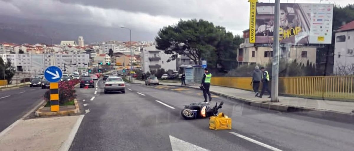 Oboren Glovo dostavljač u Splitu