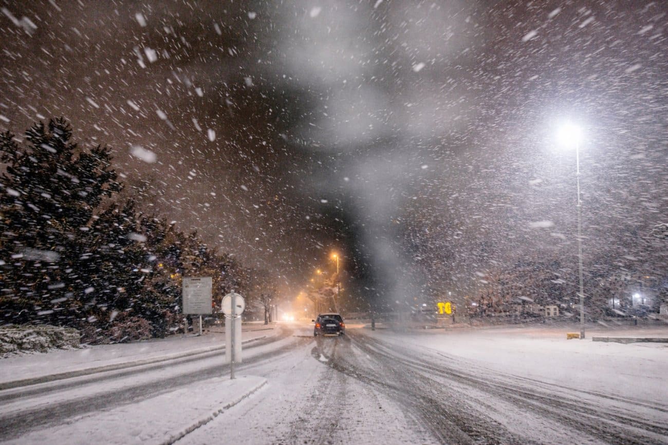 Konačno malo zime, zabijelio se dio Dalmatinske zagore. Gust snijeg u Hercegovini