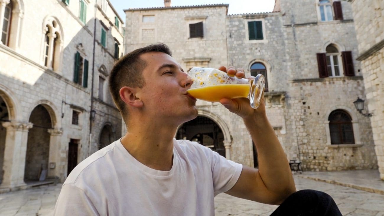 Što se događa s tijelom ako redovito pijete sok od mrkve i naranče?