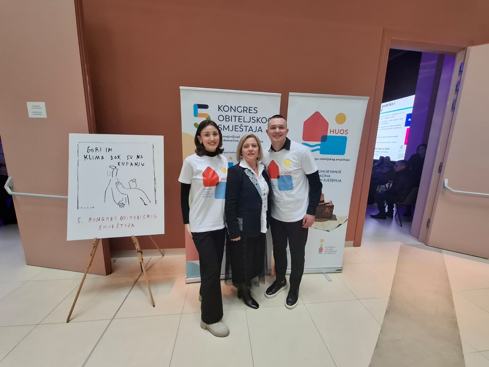 Splitski učenici oživjeli razglednice, a sada 'ulaze' u apartmane diljem grada