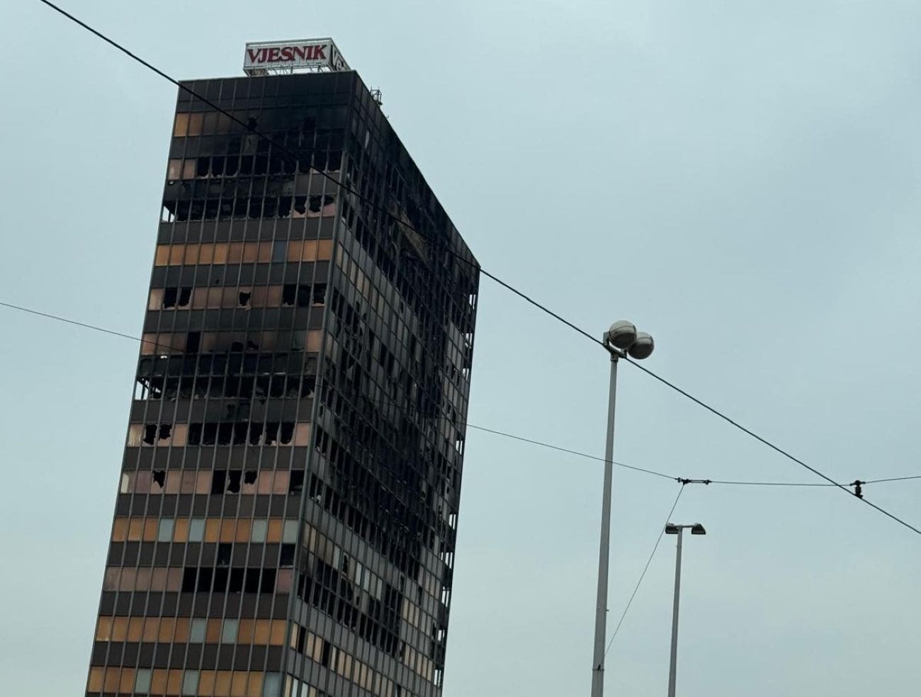 Odvjetnik okrivljenog 18-godišnjaka za palež Vjesnika otkrio što je sporno u slučaju