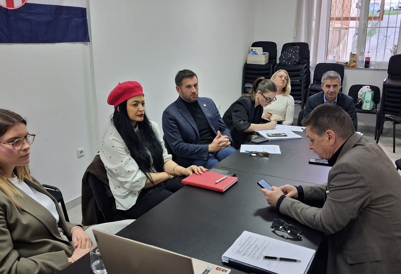 Ravne Njive traže semafor na kritičnom raskrižju: Šuta najavio rješavanje prometa i novih sadržaja