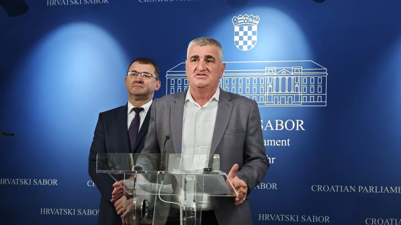 Bulj: "Ovo je presedan u Hrvatskoj - unatoč struci, znanosti i protivljenju građana, Ministarstvo odobrilo elektranu u Cetinskoj krajini"