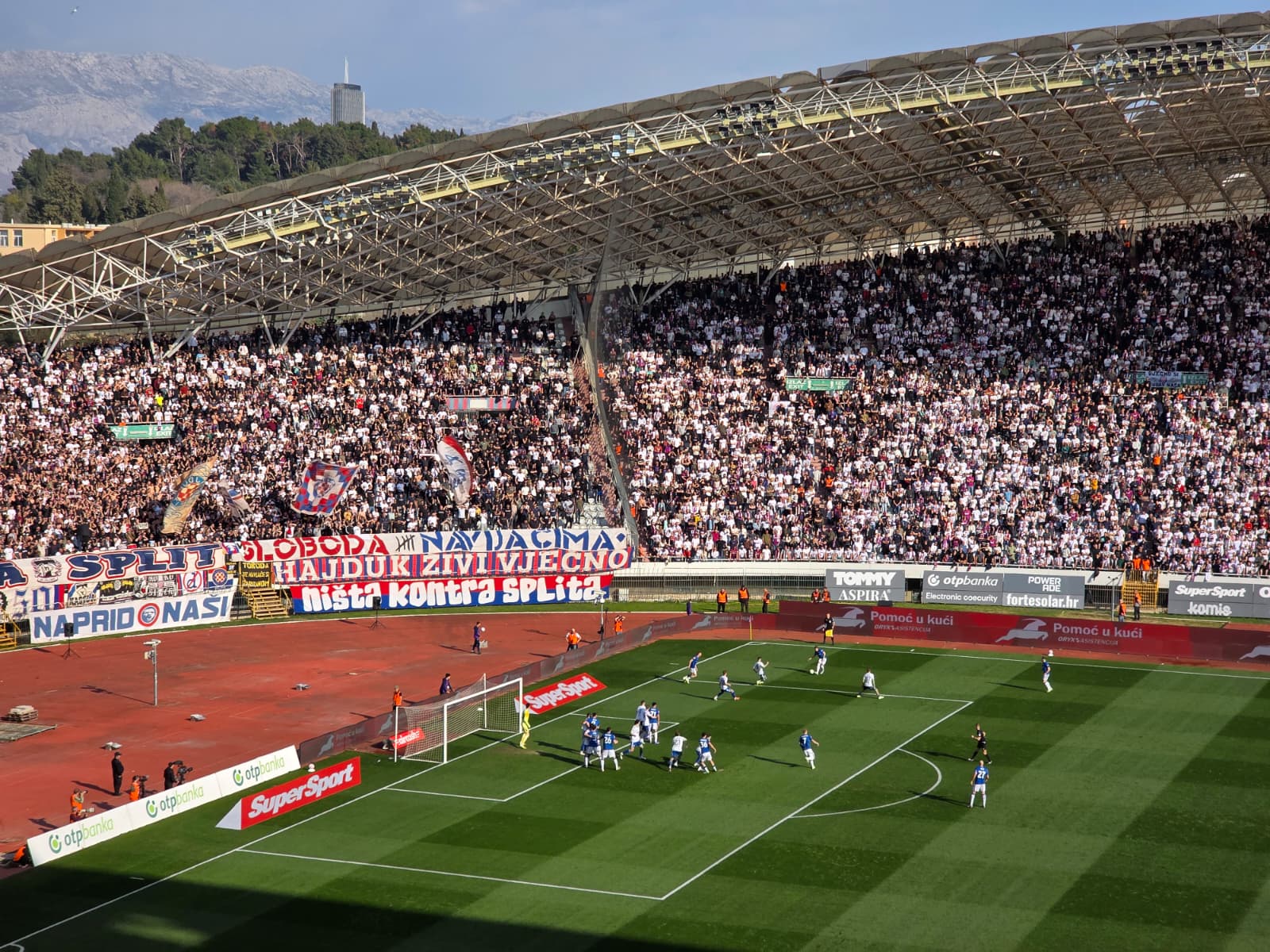 HAJDUK - DINAMO 0-2: Zajc doveo plave u vodstvo, Vidović udvostručio prednost