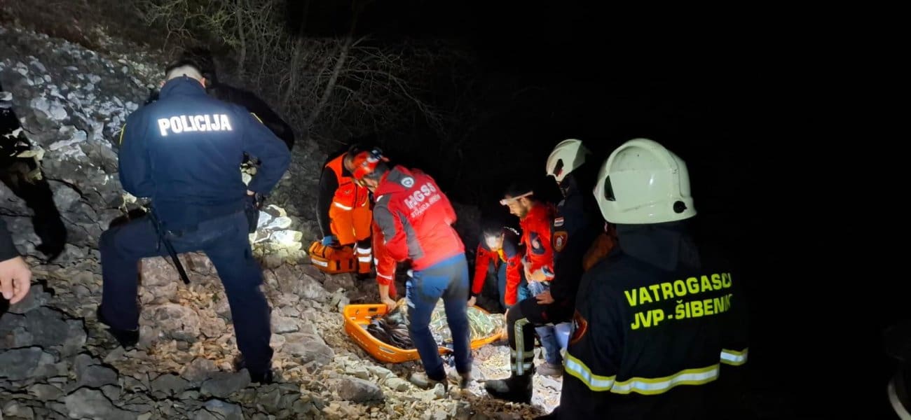 Velika akcija spašavanja kod Šibenika: Brodom je prevezli do bolnice nakon dramatične akcije