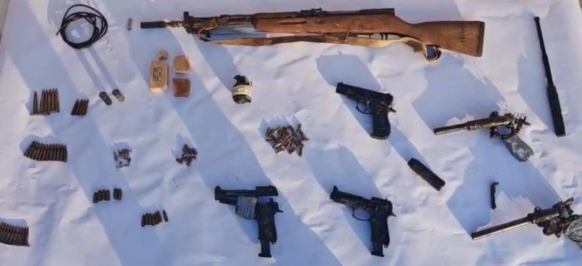 Dva Imoćanina dogovorila prodaju droge, pa sukob eskalirao: Policija u kući pronašla TNT, ručnu bombu i drogu