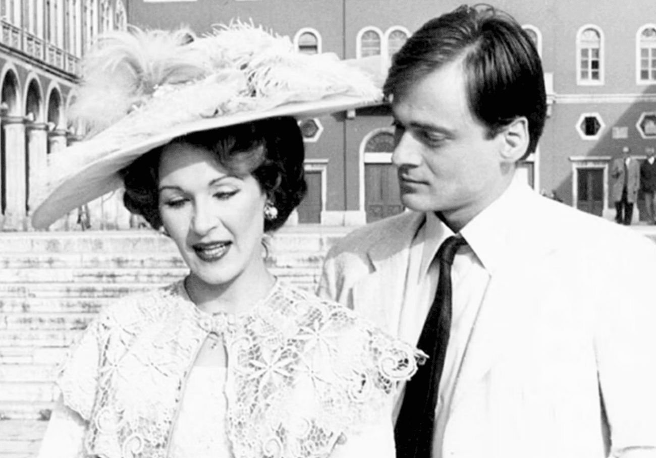 Hrabar pred carem, slab pred Violetom: Zašto je Pegula najvažniji sporedni lik Velog mista