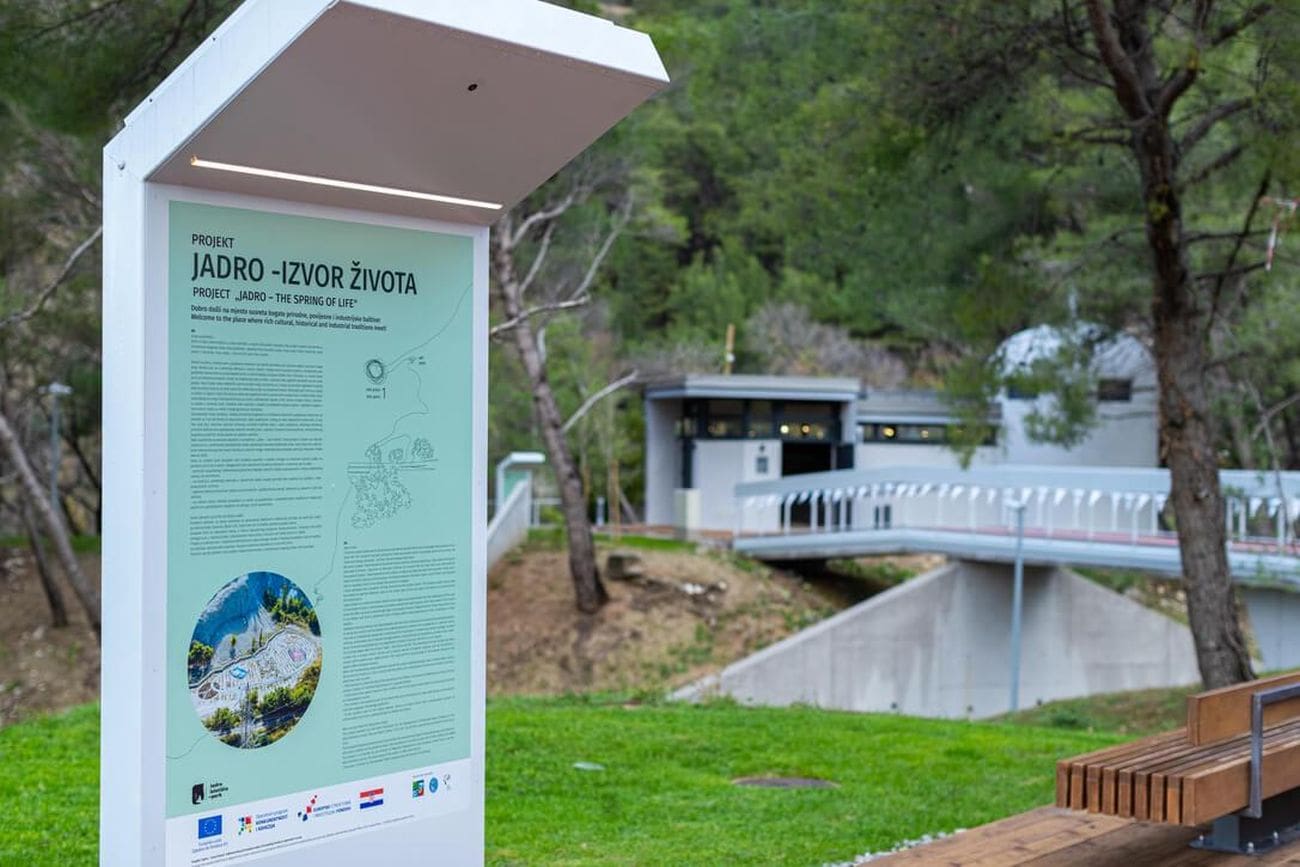 Očuvanje rijeke Jadro u fokusu radionice uoči Svjetskog dana rijeka: Stručnjaci na Jadru raspravljali o zaštiti rijeke i ugrožene mekousne pastrve