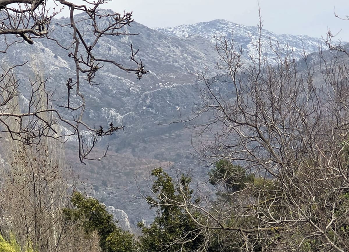 Po prvi puta ove zime: Drugi dan zaredom pada snijeg na Mosoru