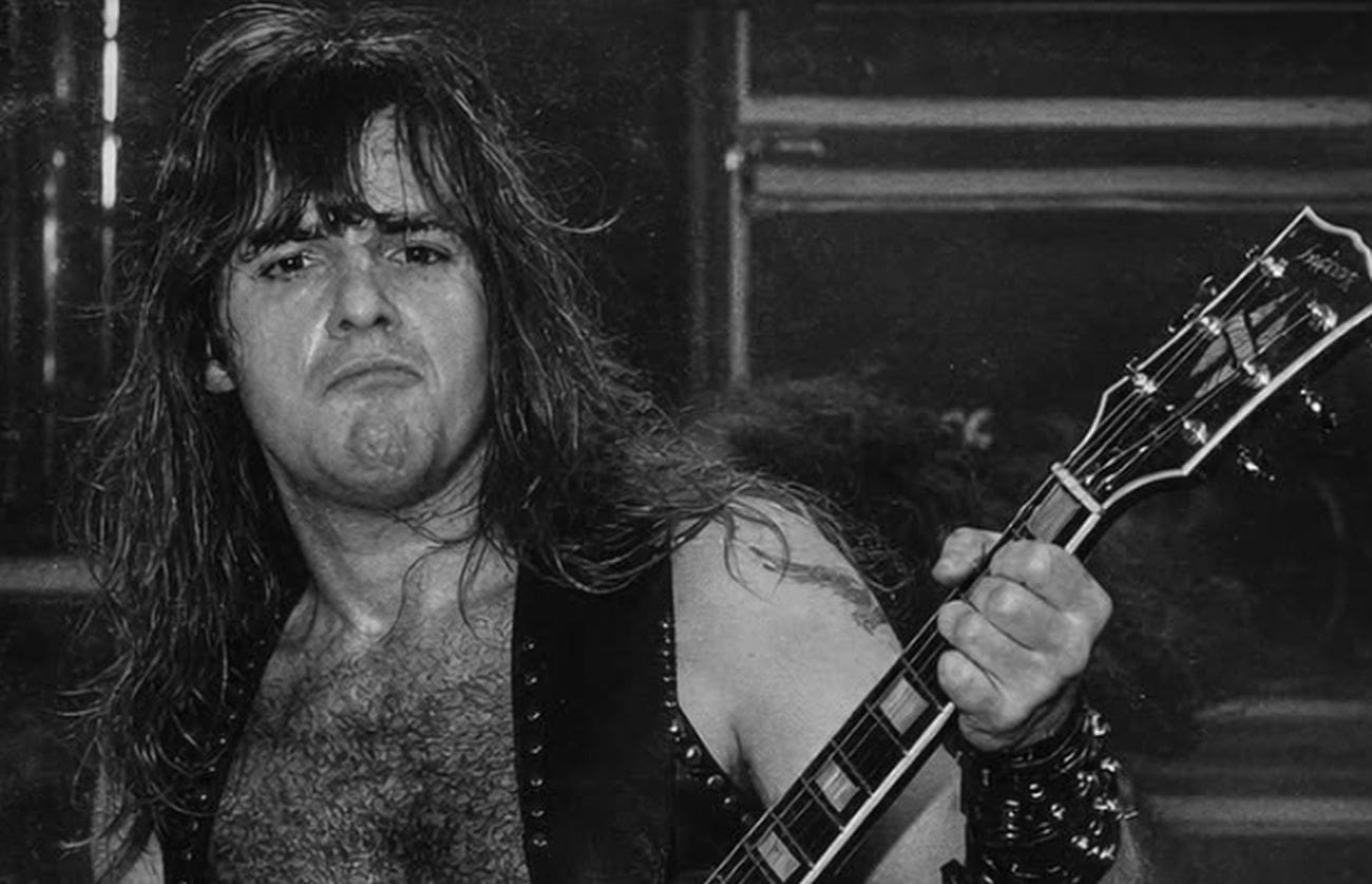 Legendarni gitarist izgubio bitku s teškom bolešću