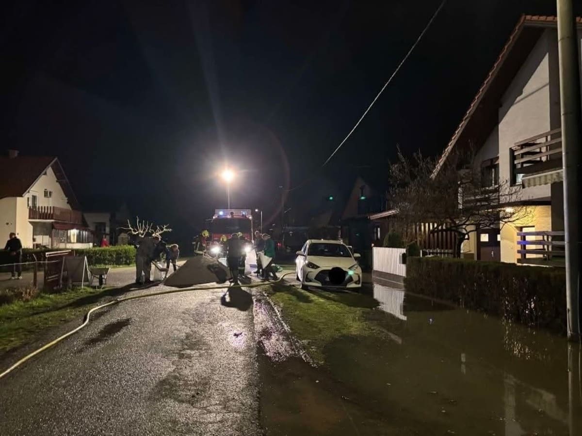 "Slušajte upute nadležnih službi, ne izlažite se nepotrebnoj opasnosti": Šef vatrogasca otkriva koliko je stanje ozbiljno