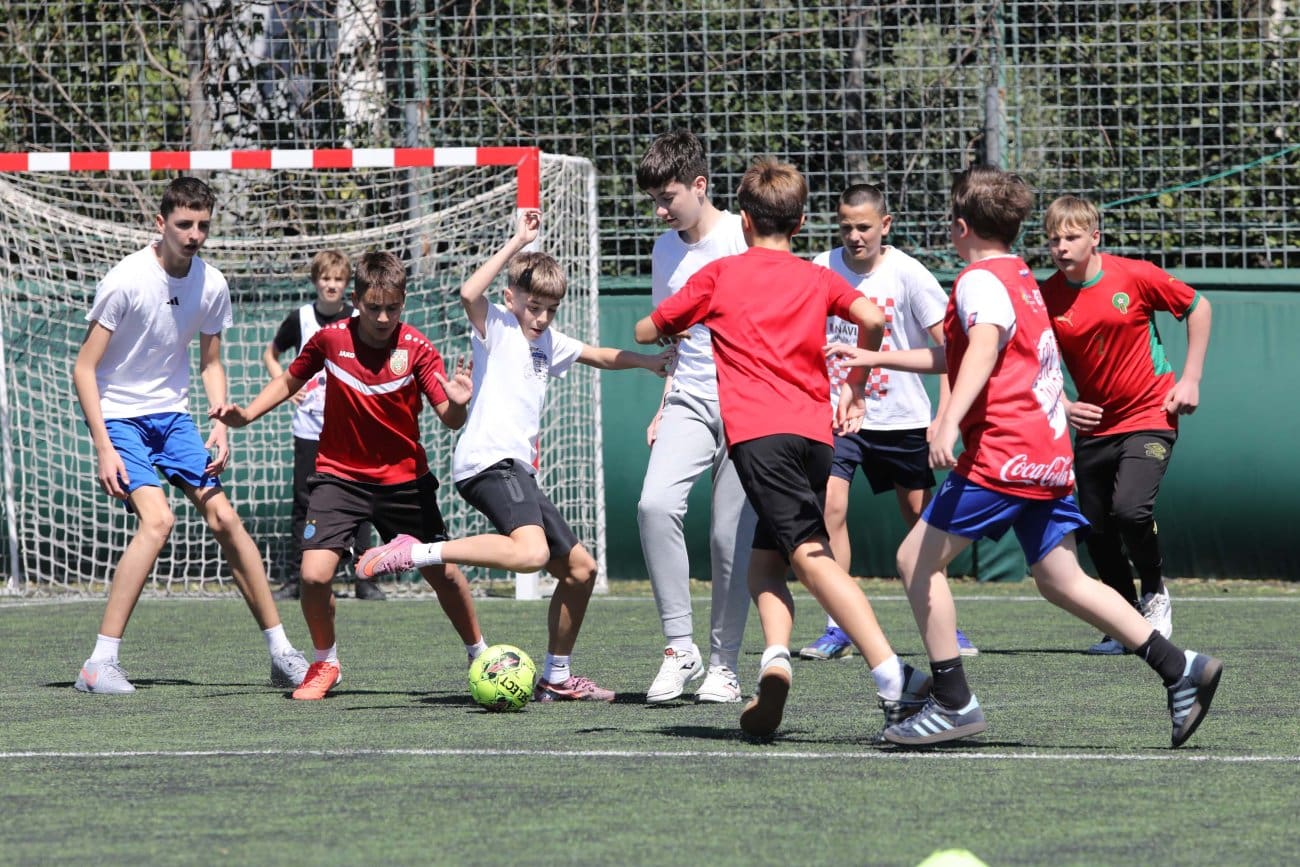 Više od 1000 djece na Danu sporta u Makarskoj