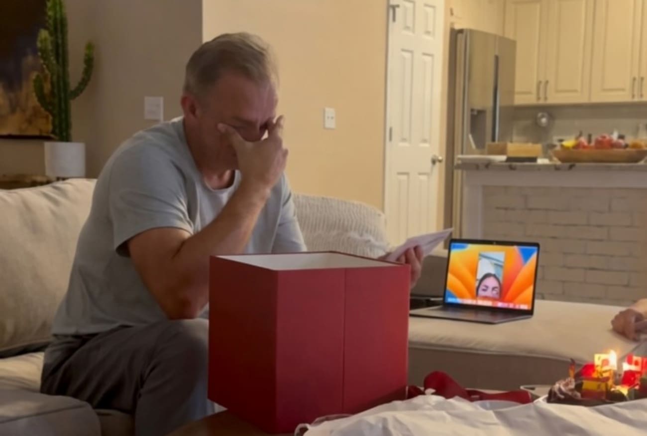 Snimka iz BiH dirnula regiju: Ocu poklonila ulaznice za SP, on se rasplakao