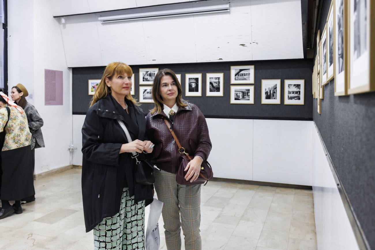 U Fotoklubu Split otvorena izložba Leaving and Waving, ne postoji osoba koju priča neće ganuti