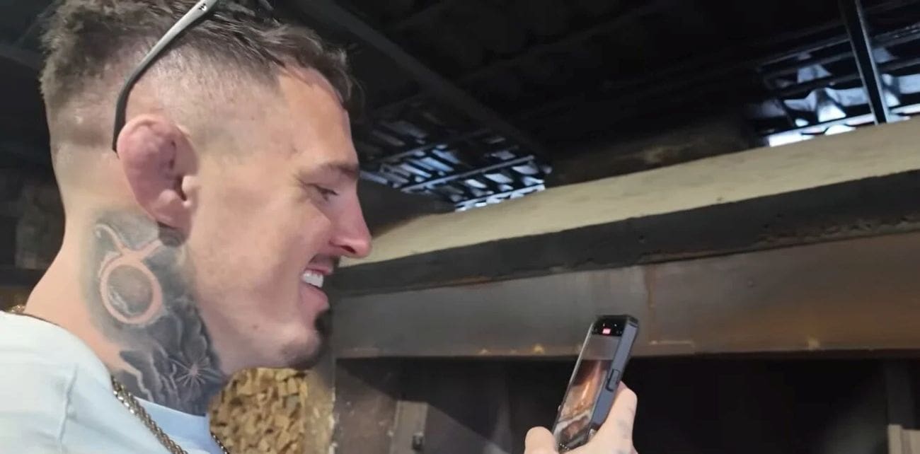 VIDEO Svjetski prvak tukao po janjetini i rakiji, pa ostao u čudu zbog dresa Hajduka