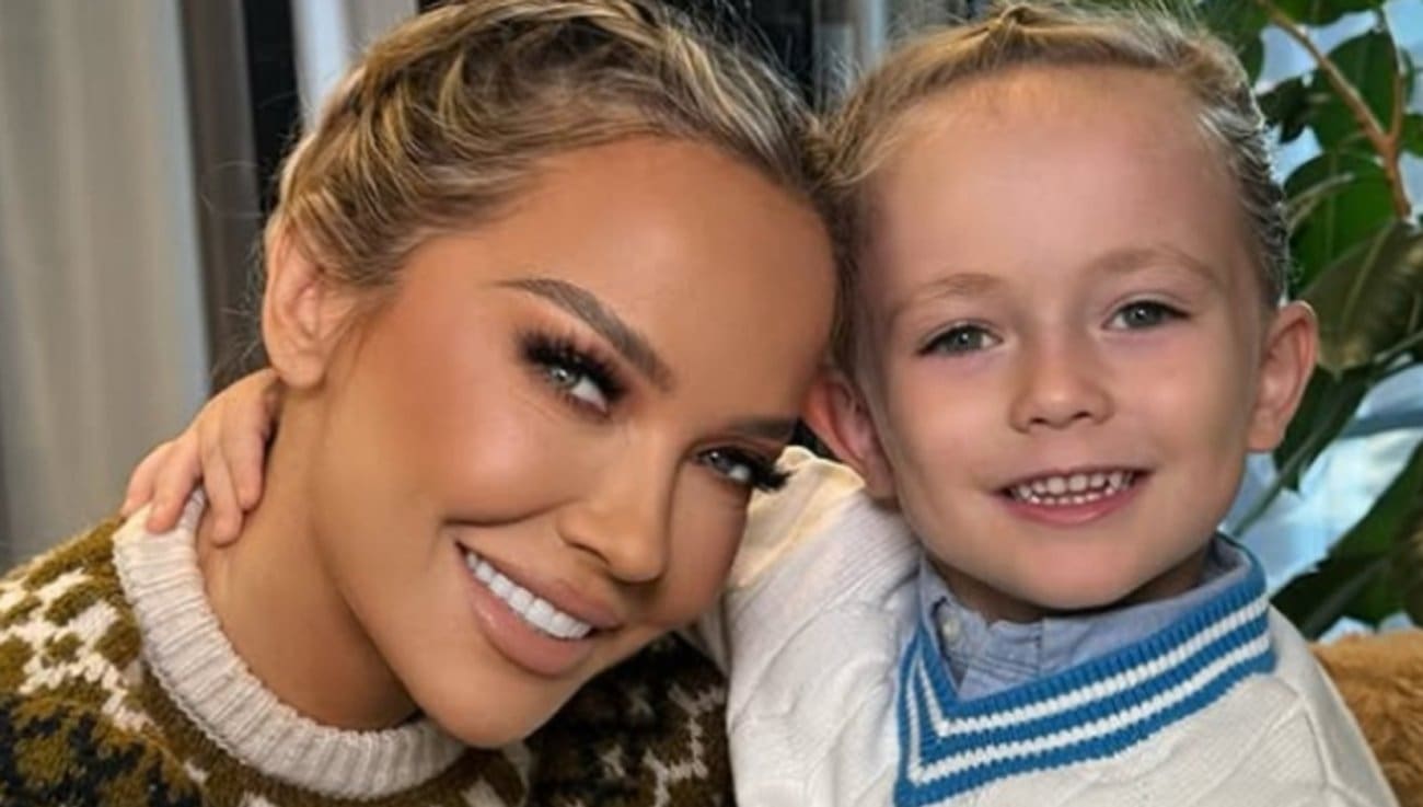 Bloom Tatarinov snimio je prvu pjesmu. Nije riječ o prvoaprilskoj šali