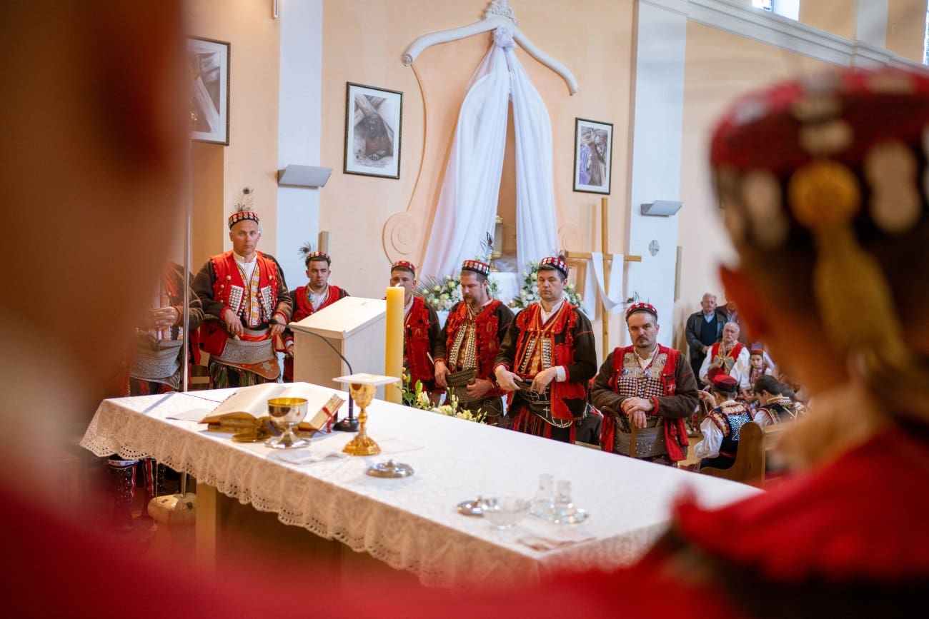 ULAZIMO U VELIKI TJEDAN Pogledajte zanimljive detalje i neobične običaje iz Dalmacije
