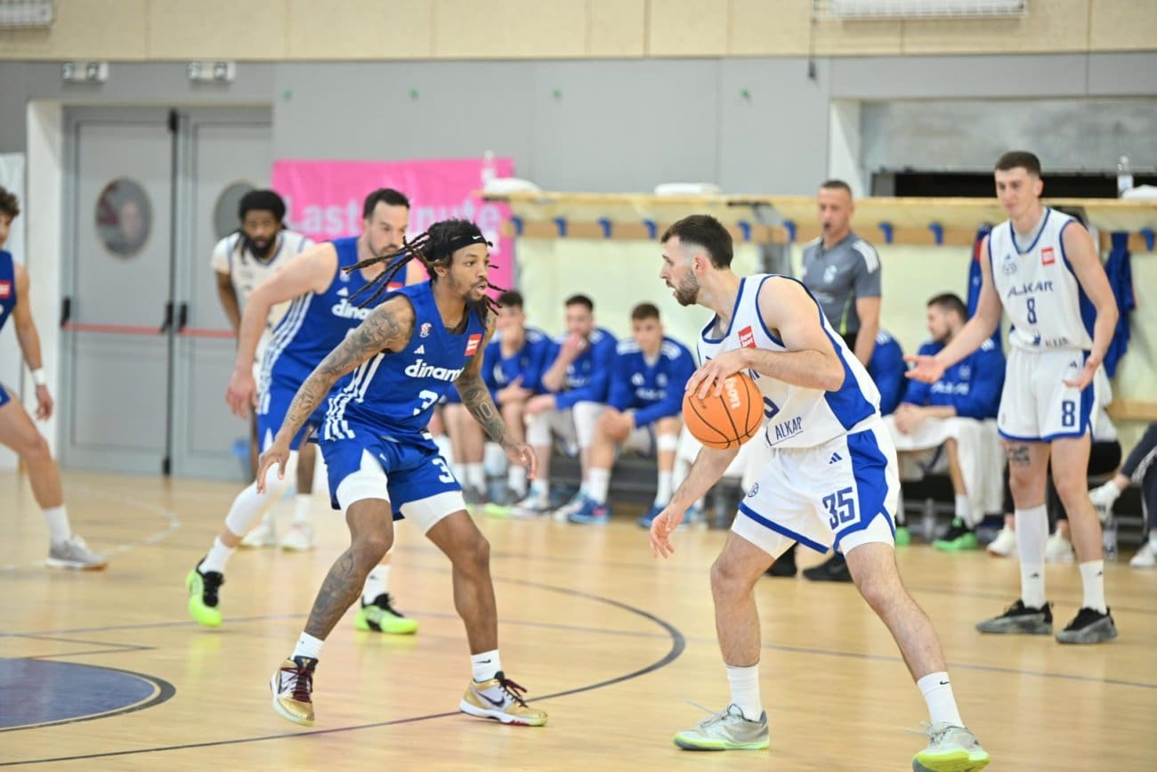 [FOTOGALERIJA] ALKAR – DINAMO 77-72: Pobjeda Sinjana nad Dinamom