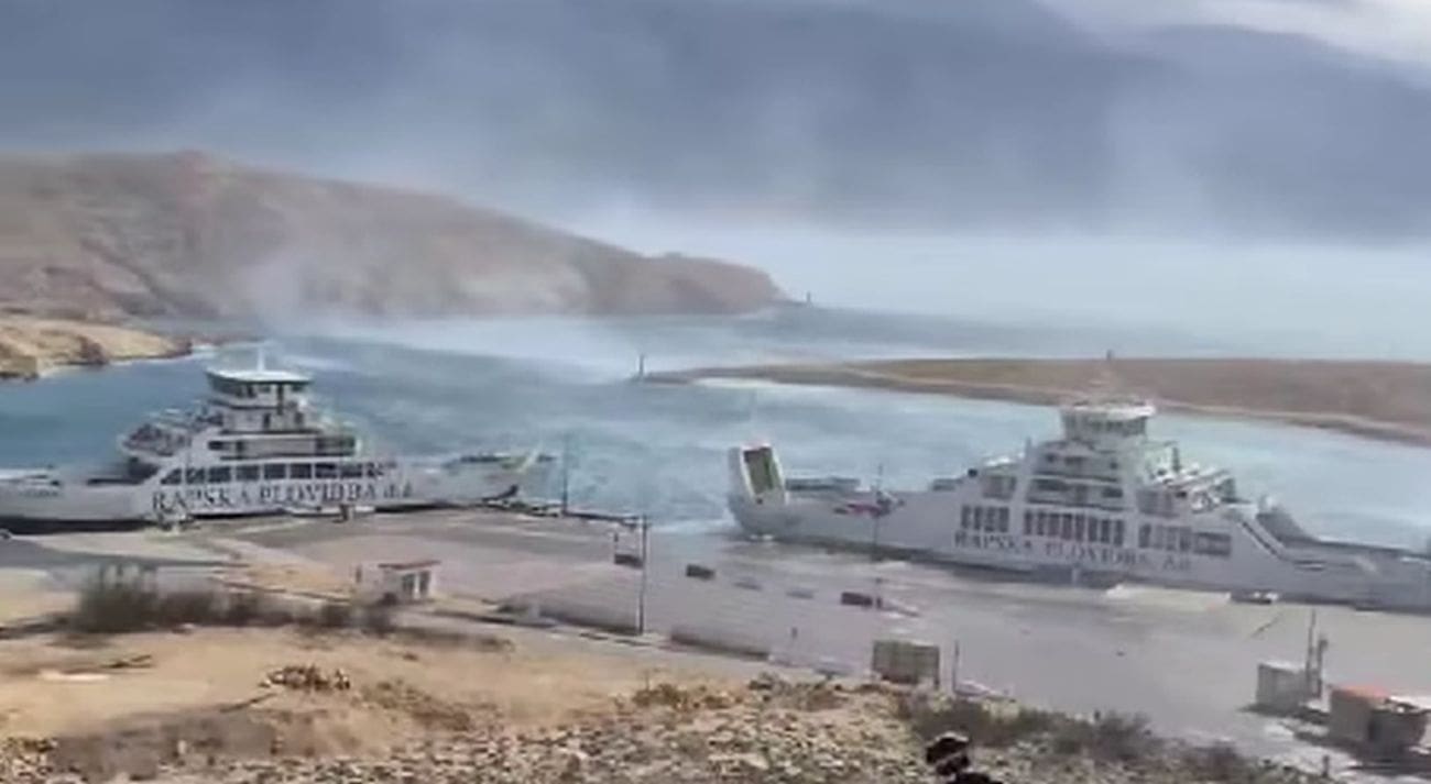 Orkanska bura poharala obalu: Udari i do 192 km/h na Rabu