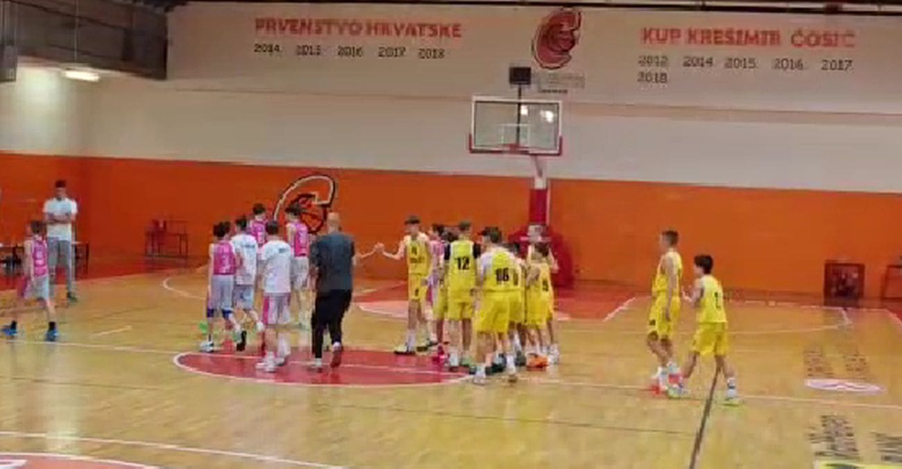 Mali „žuti” oduševili: Split U13 do finala Cedevita kupa nakon filmskog raspleta. Pogledajte kako su navijali za Megu