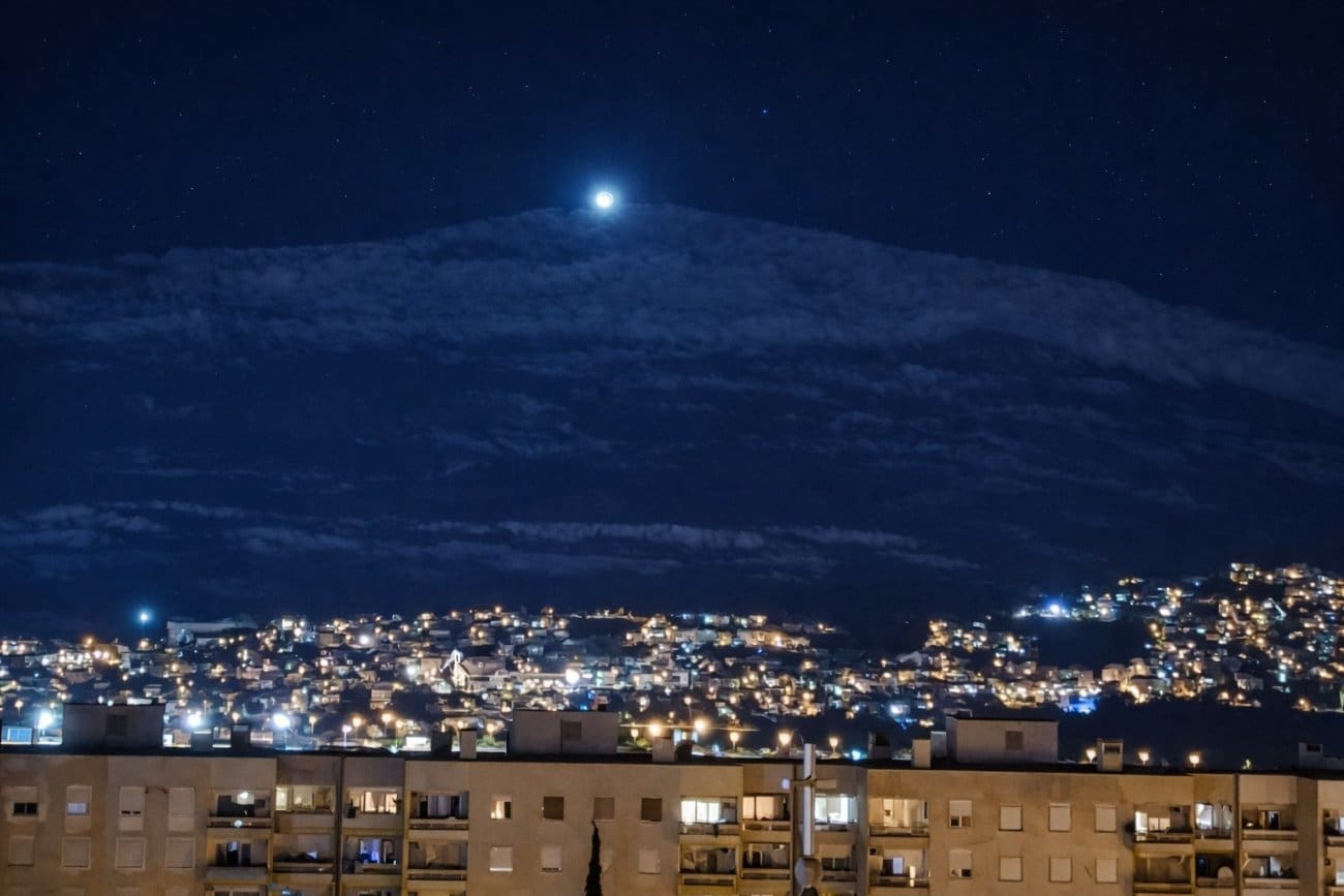 Kakva su se svjetla u noći na ponedjeljak vidjela na vrhu Kozjaka? "Zašto ne?"