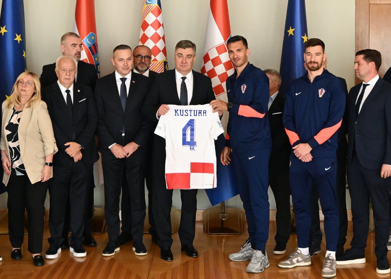 Predsjednik Milanović primio igrače i članove stručnog stožera „brončane“ Hrvatske futsalske reprezentacije