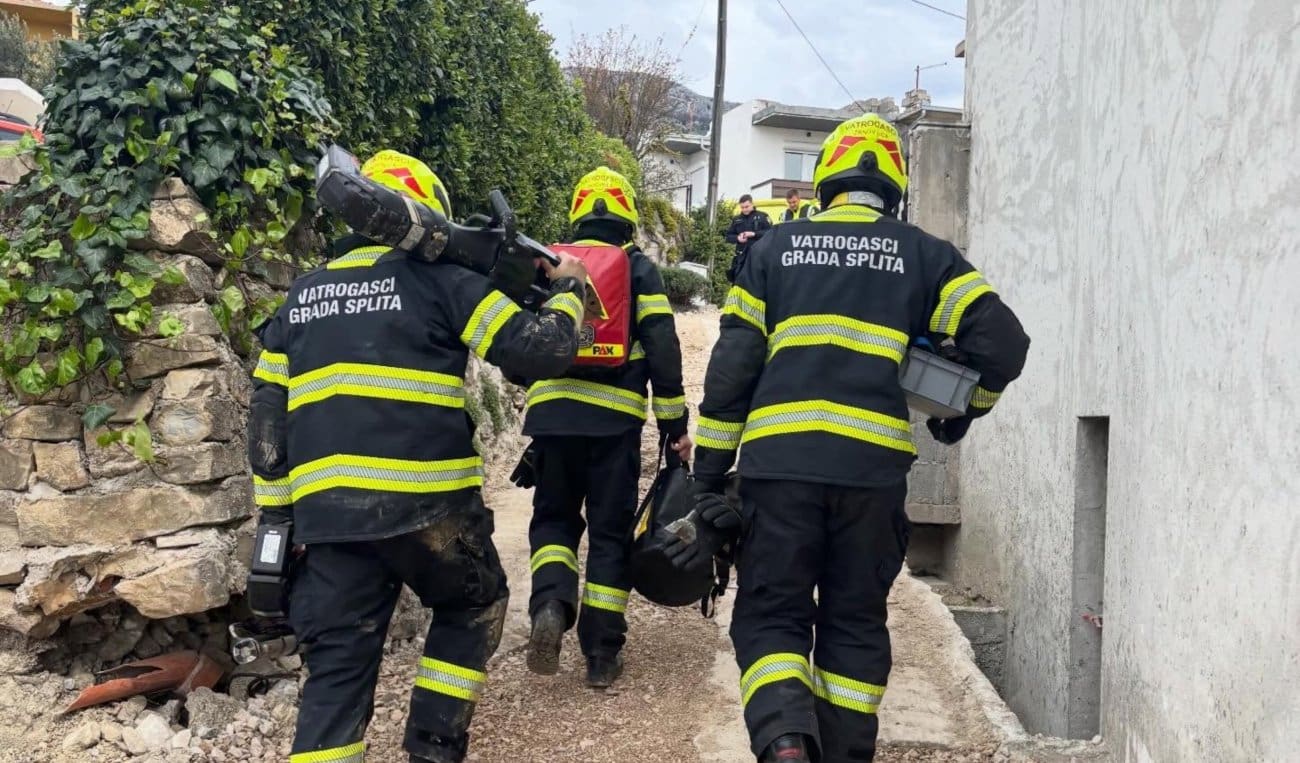 Herojska intervencija na istoku Splita: Vatrogasci spašavali radnika ispod ruševina