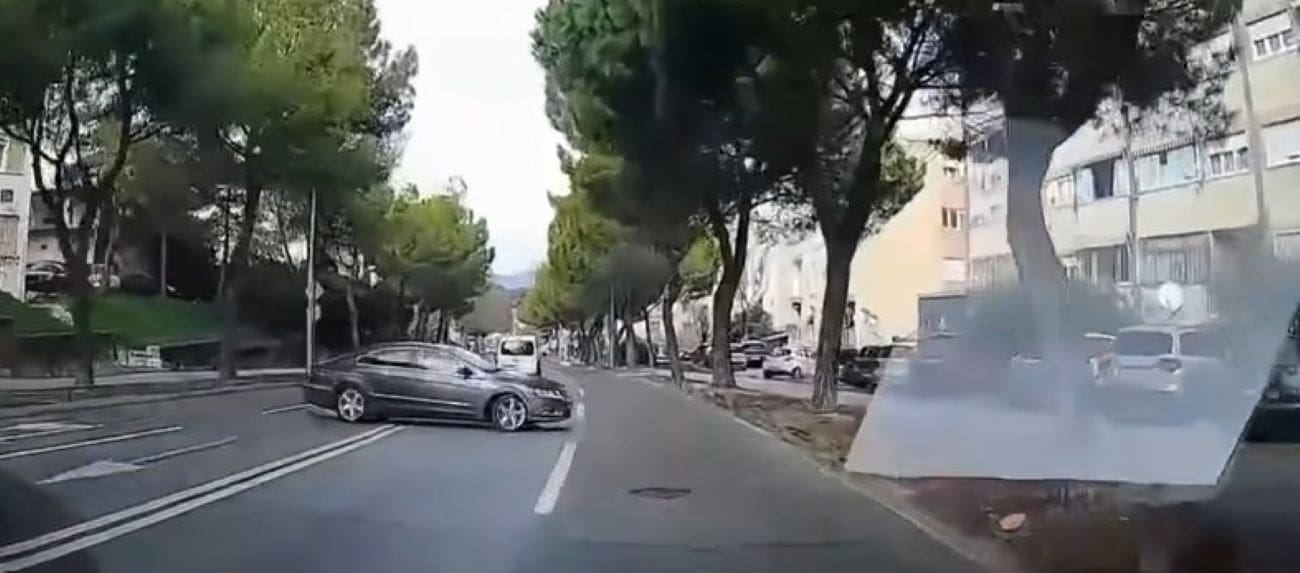 VIDEO SPLITSKA LOLA Okrenuo se preko duple pune pa prošao kroz crveno