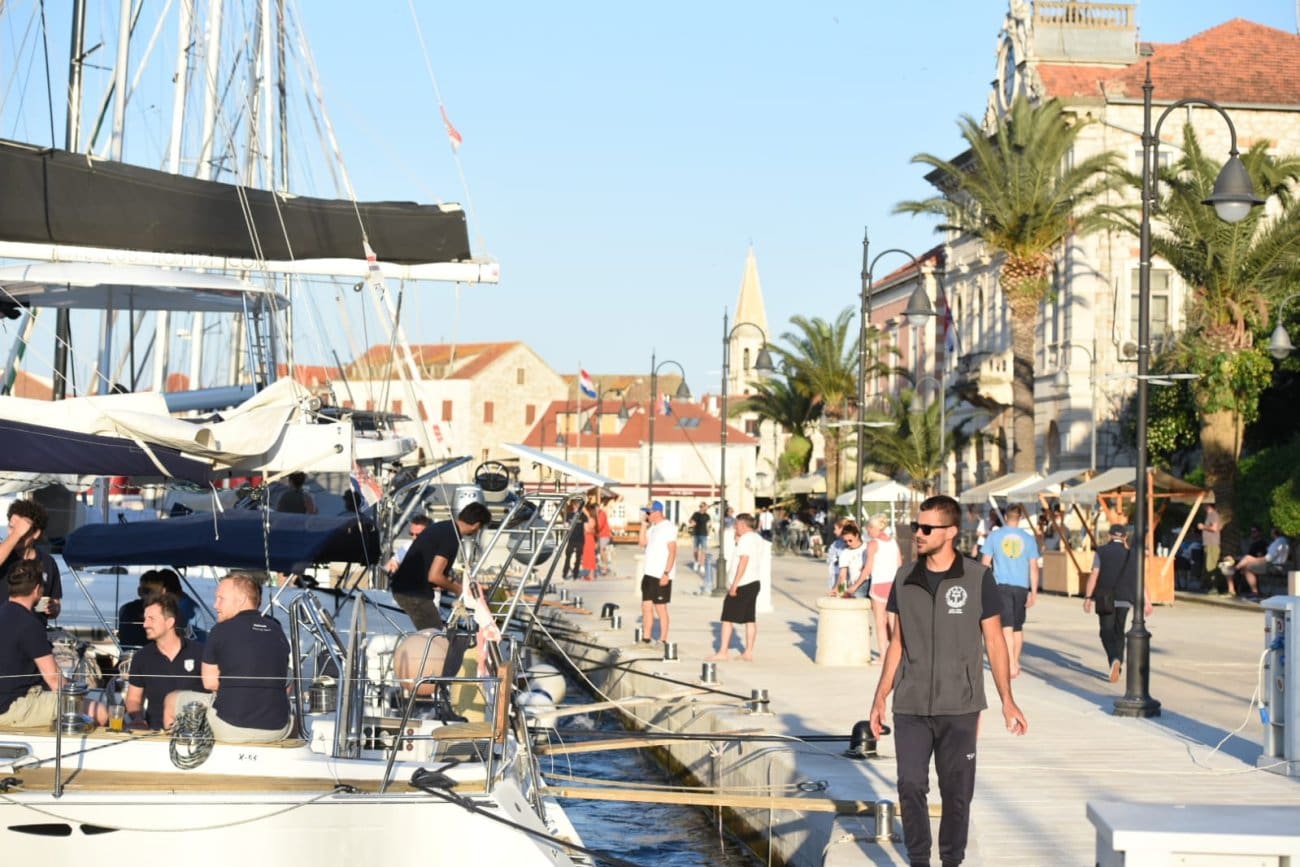Sunce, bura i fešta na Hvaru: Paiška regata se vraća – jedriličari jedva čekaju start!