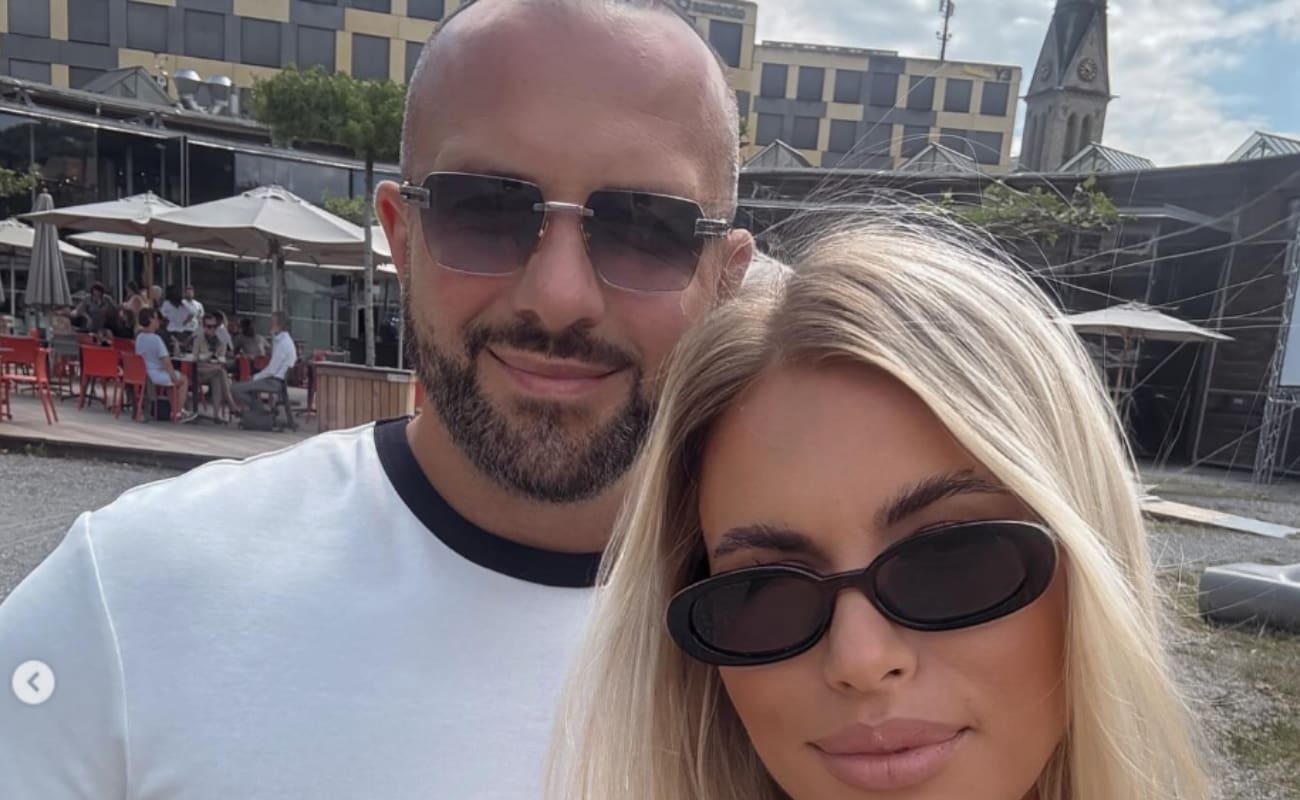 Svi ga znaju kao miljenika ženske publike, ali malo tko zna njegovu pravu priču: Crnogorski šarmer ljubi 11 godina mlađu plavušu