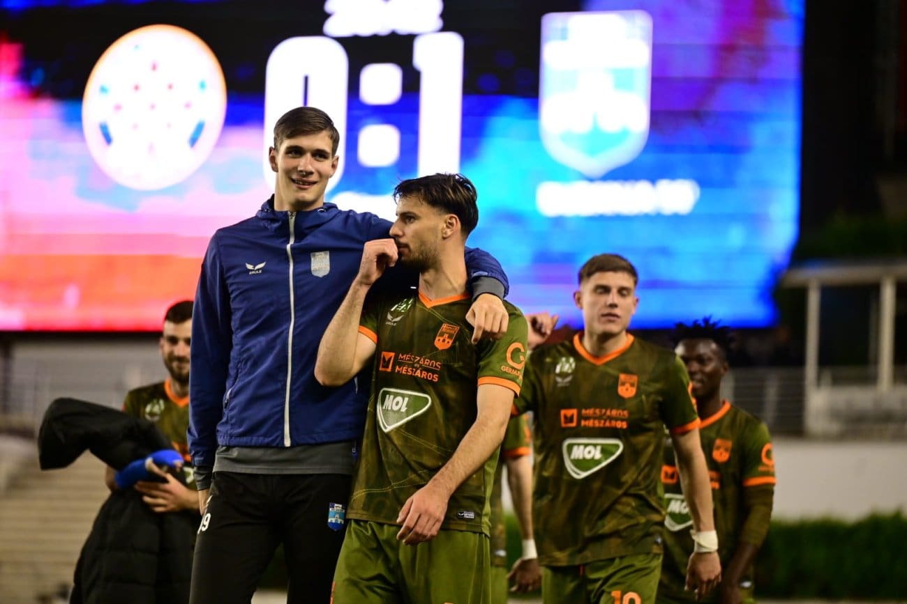 ZVIŽDUCI I SALVE UVREDA NA POLJUDU Bijelima pretposljednja momčad prvenstva nanijela sedmi poraz