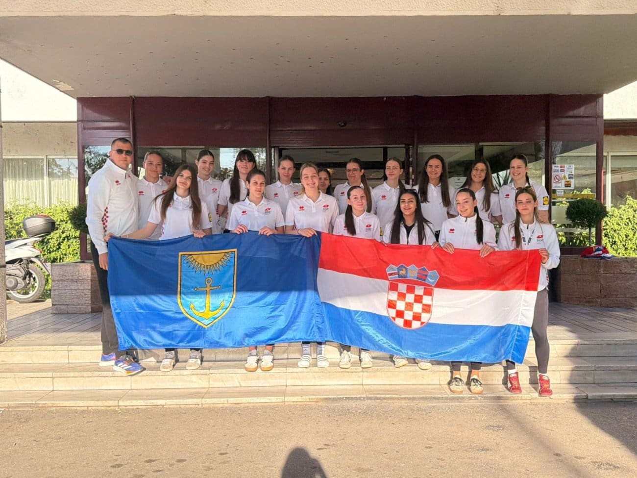 Rukometašice SŠ fra Andrije Kačića Miošića bore se za svjetsko zlato