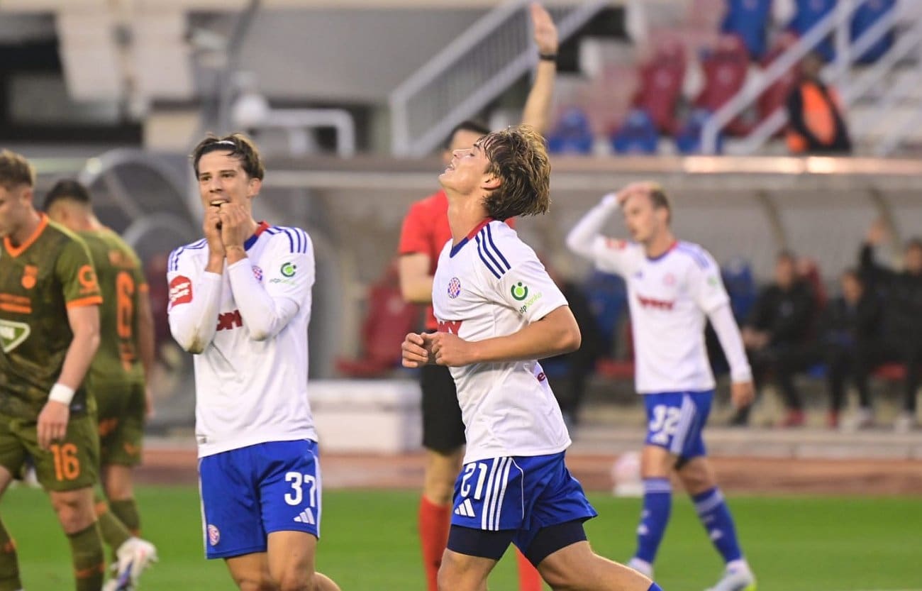 Sumorno i vrijeme i utakmica: Zamorno prvo poluvrijeme na Poljudu uz tek jedan udarac u okvir gola