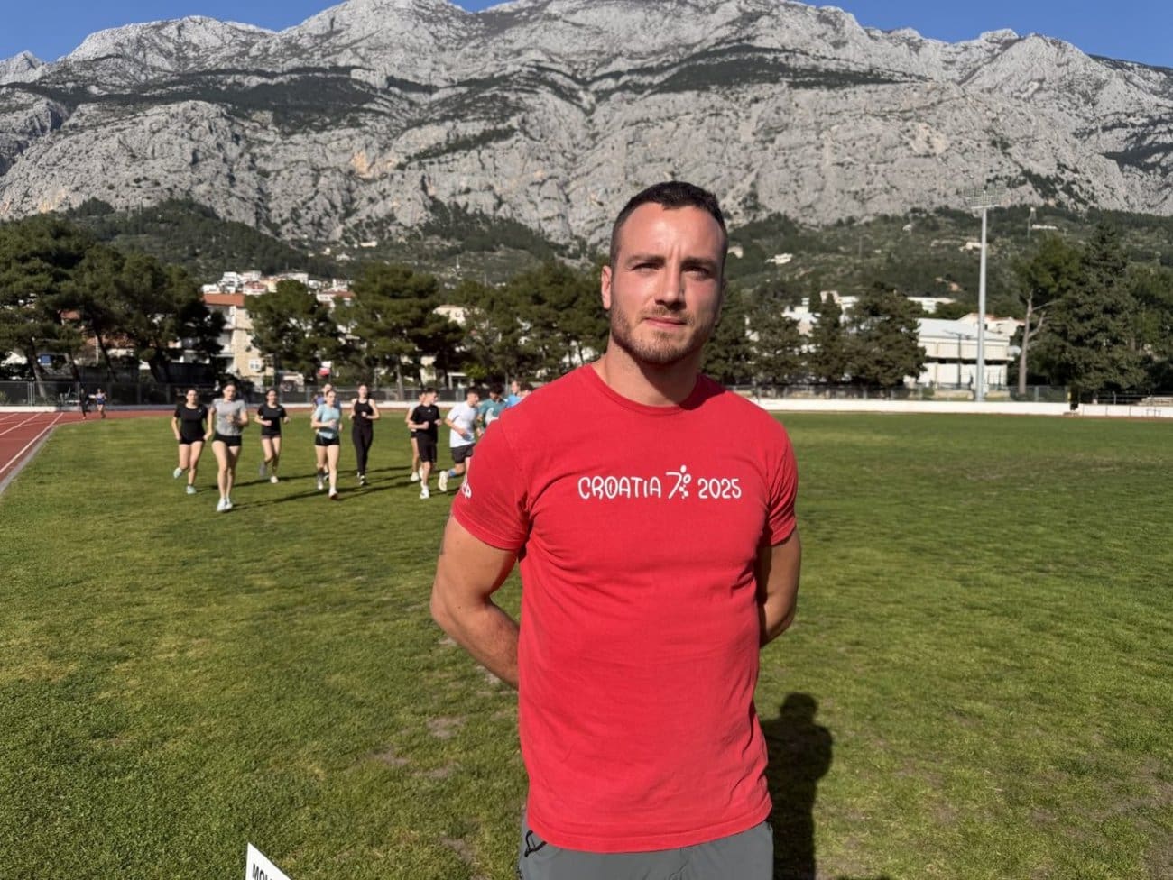 Makaranin koji je osvojio Francusku vraća se kući: “Ili sad ili nikad” – danas mijenja živote djece