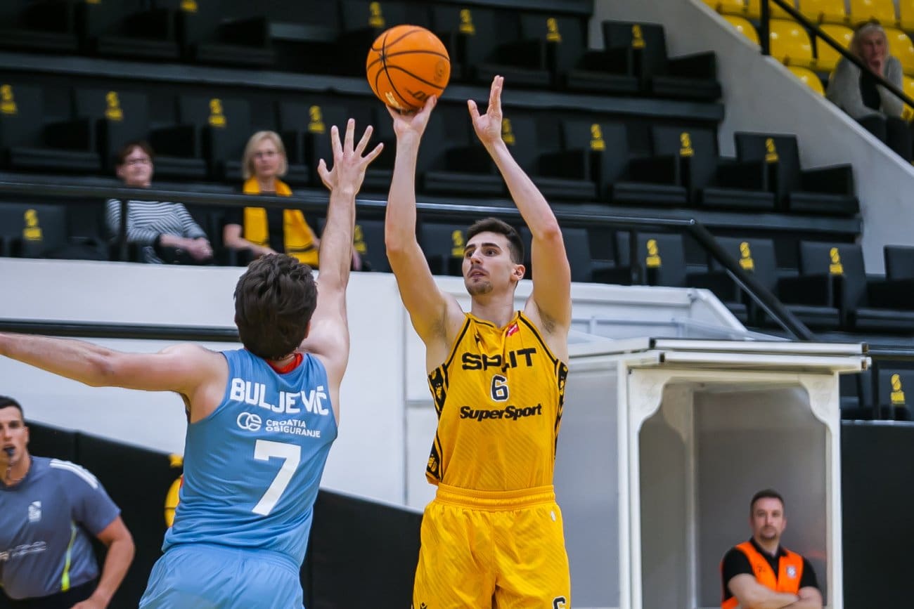 SPLIT - CEDEVITA JUNIOR 87-70: Pobjeda Žutih na domaćem parketu