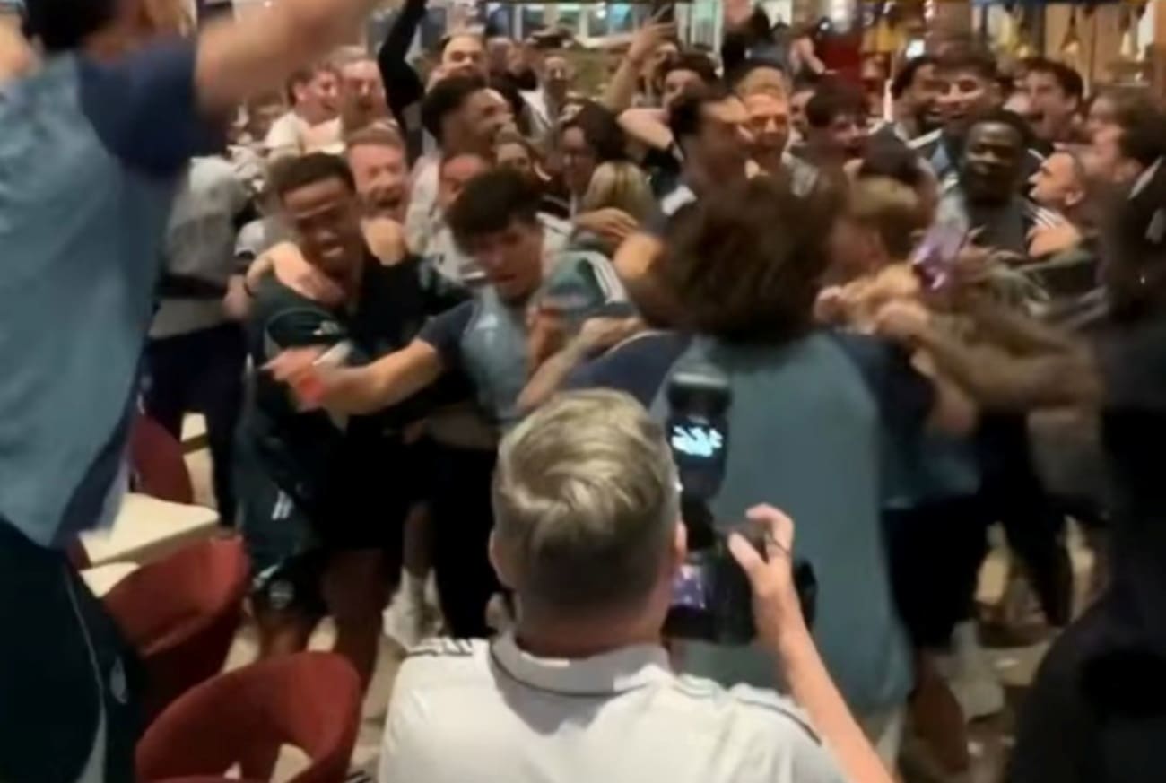 Arsenal je prvak. Pogledajte slavlje igrača