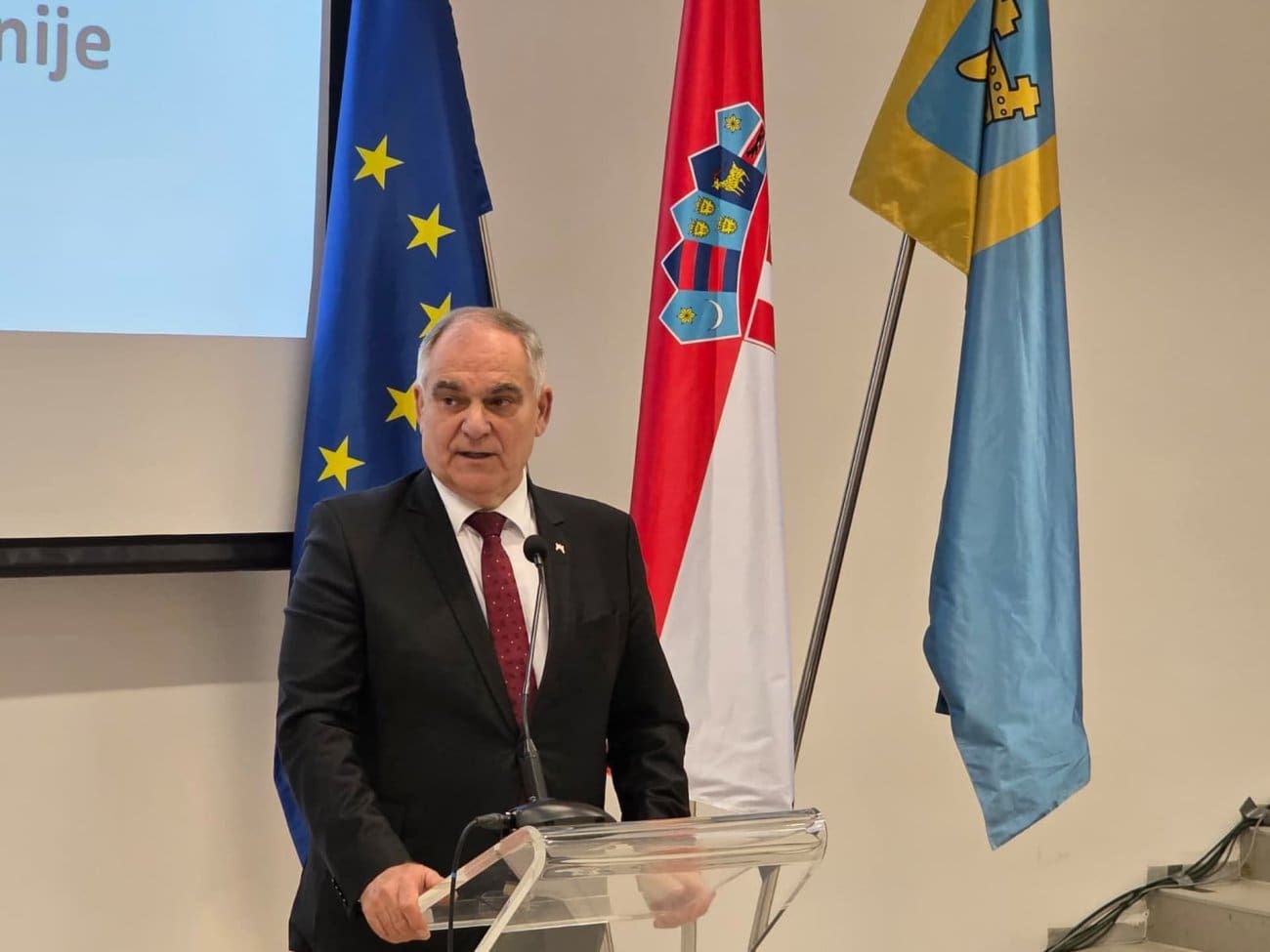 Ulaganje u vodnokomunalnu infrastrukturu ulaganje je u sigurnost, razvoj i dostojanstven život na otocima