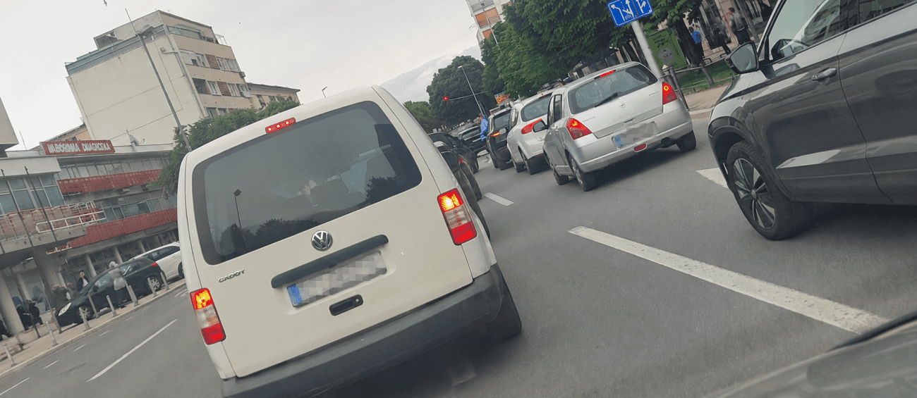 Sudar automobila i motocikla u Splitu, motociklist prevezen u bolnicu